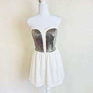 NWT Keepsake Cream Silver Beaded Embellished Sweetheart Strapless Mini Dress